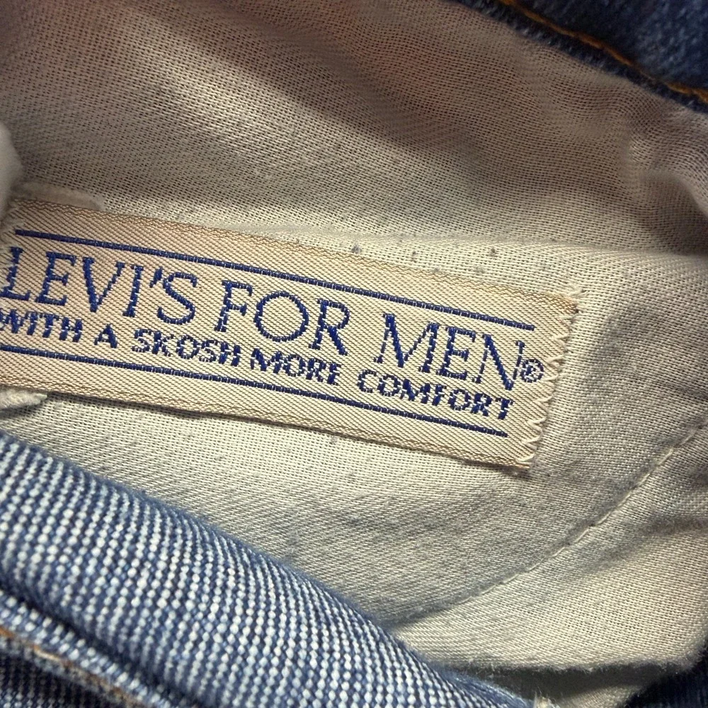 Levis before purchasing